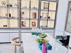 -潘多拉眼镜·蔡司依视路明月(潘家园店)