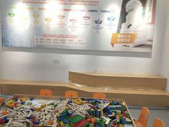 -斯坦星球AI编程·机器人科创·科学实验·信奥·思维·STEM·积木拼搭·竞赛考级(长宁虹桥大融城荟聚中心)