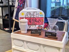 -TESLA 特斯拉(上海太古汇体验店)