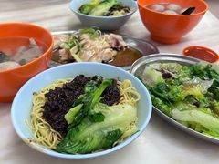 -颂记牛肉粉