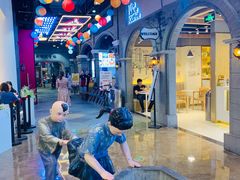 -吾悦广场(南京鼓楼店)
