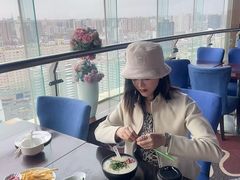 -粤海酒店-旋转餐厅