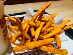 -The Habit Burger Grill 哈比特汉堡(复兴soho店)
