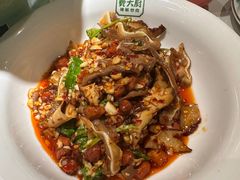 -费大厨辣椒炒肉(黄兴中心广场店)