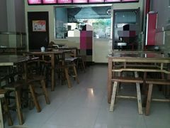 -伊坊楼泡馍馆(华洲城熙悦都店)