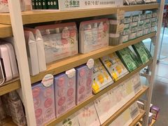 -名创优品(万达广场河东店)