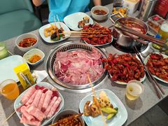 -金滏山烤肉·海鲜·火锅自助餐厅(襄阳万达店)