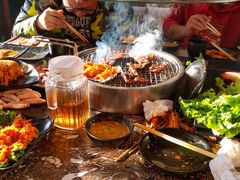 -啊美丽炭火烤肉(滑翔一店)