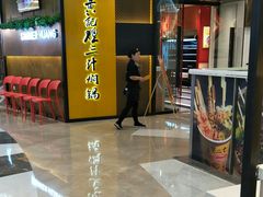 门面-黄记煌三汁焖锅(宽城万达店)