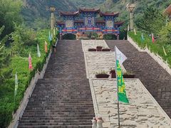 -鸡鸣山旅游风景区