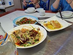 -雪乡人家东北菜·铁锅炖一切(高斯路店)