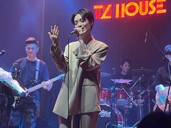 -TZ House音乐现场(来福士中心店)