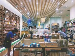 -猫的天空之城概念书店(印象城购物中心店)