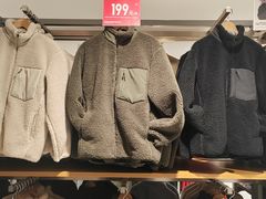 -优衣库(北京万柳华联购物中心店)