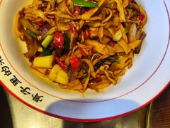 -富正毅三下锅·湘西韵味(天门山索道店)