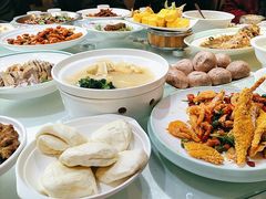 -梅利汴京烤鸭•开封豫菜地标店(铁北街店)