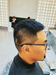 -苏豪美发S A L O N烫发染发