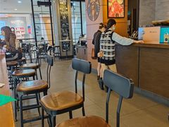 大堂-星巴克(杭州西湖银泰1F店)