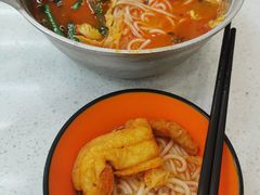 -汤小云火锅米线(钻汇广场店)