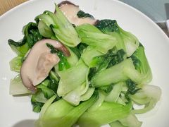 -渝信川菜 · 川味家常菜(财富购物中心店)