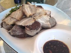 自制血肠花肉-鸿运美食府