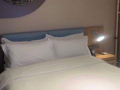 -如家酒店·neo(北京传媒大学西门传媒地铁站店)