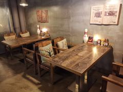 -HIGH FIVE哈福手工汉堡(桂林路店)