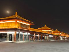 -郑东新区龙湖公共艺术中心