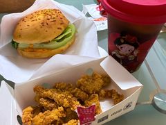 -必胜客(沈辽路万达店)