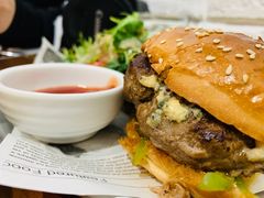 蓝波芝士和洋葱酱牛肉汉堡-Ricci睿奇美式餐厅(五道口店)