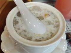 -捷信牛奶甜品世家(学府店)