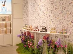 -名创优品(天河区正佳广场二店)