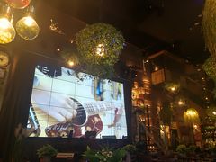 -临界音乐酒馆·小龙虾·江湖菜(华熙LIVE·鱼洞店)