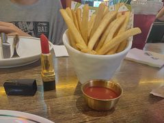 -Famous肥猫墨西哥音乐餐吧(五棵松华熙LIVE店)