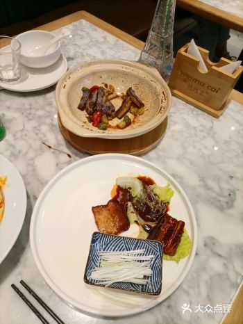 周末来临城凯虹逛商场 饿了来二楼妈妈菜用餐