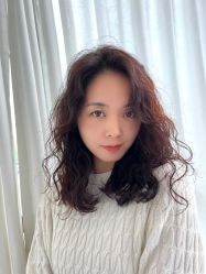 -SUNLON秀隆时尚烫染定制沙龙
