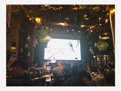 -胡桃里乐队酒馆(鎏嘉码头店)