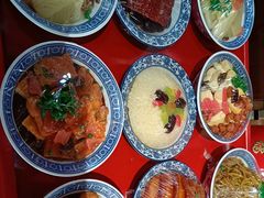 -蓝田九大碗民俗食府(蓝田店)