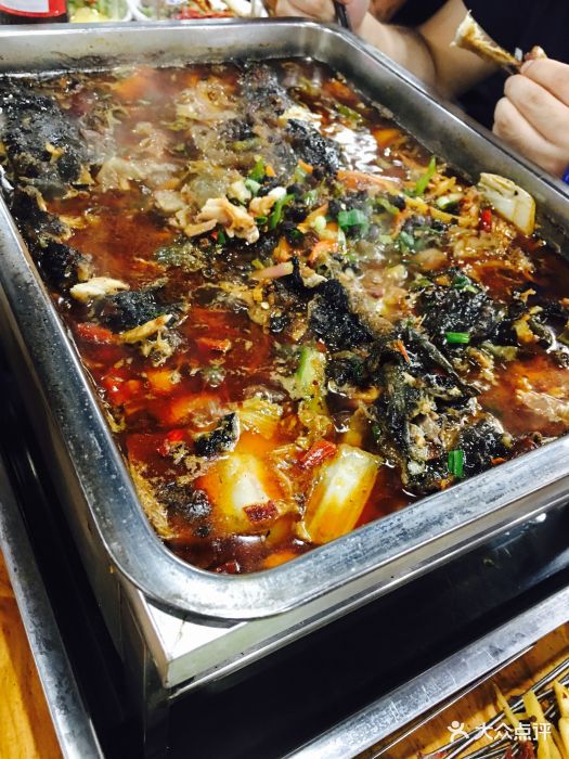 世国烧烤(剑川路店)烤鲶鱼图片 - 第1张