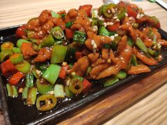 -小镇大厨新概念复合中餐厅(万达广场大连高新店)