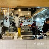 重庆街头的日常一餐 | 不是米线就是面