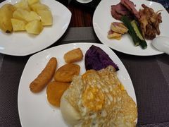 -曲江惠宾苑宾馆(大雁塔大唐不夜城店)