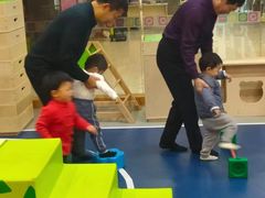 -红黄蓝早教(西海岸旗舰中心)