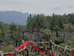 -梭布垭石林景区