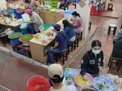 -瓦洛洛传统市场