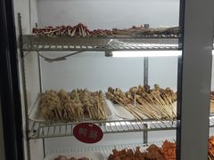 -袁记串串香(泉水轻轨站店)