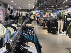 -唯品会(北京国瑞城店)
