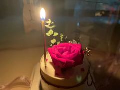 红玫瑰焰火生日蛋糕-艾加柒克蛋糕茶歇甜品台(春熙路店)