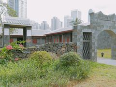 -万绿园