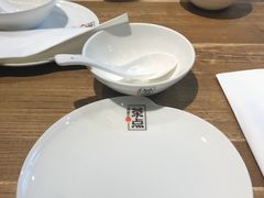 -新梅华·茶点餐厅(欧尚店)